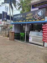 Shameeja Fast Food - Puttum Muttonum pallimukku