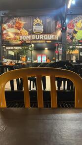 Dom Burguer Lanches