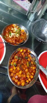 Madhuvan Sweets And Restaurant