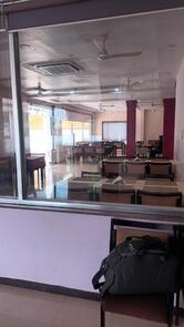 Hotel Varenya Inn