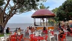 Comuna's Bar