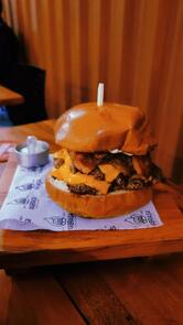 Na Brasa Burger - SJRP