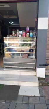 A R BAKES