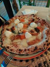 I love pizza