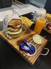 Cativeiro Burguer Timóteo