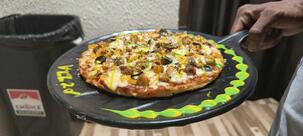 Bade Miyann Chote Miyan Cafe