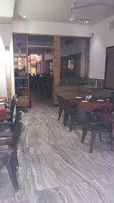 Hotel Jalsa Bar And Family Restaurant
