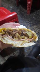 LÚ LANCHES