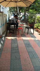FRIENDS CAFÈ