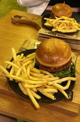 I AM BURGER CARNES NOBRES