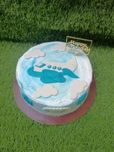 DhiyaRa Cakes, Home baker