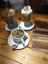 República - Cafés & Bolos