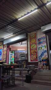 HOT ROLL & FOOD CORNER