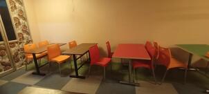 Tasty food court