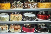 Spunge cakes and cafe