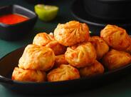 NONI'S MOMO