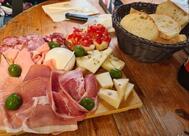 O' Casadduoglio - Gastronomia - Rosticceria - Prodotti Tipici Campani - Centro Storico Napoli