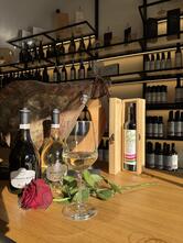 Oio Vivo & WINE