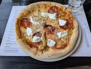 Pizza & burger bar No.92