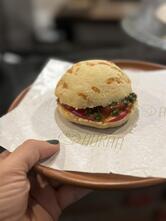 Auraa Café
