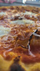 Pizzeria Beast