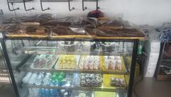 Iniya Sweets & Cake Cafe