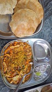 हॉटेल लक्ष्मी