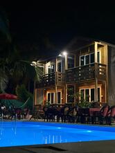 Georgies Place Wooden Home Stay Bar n Restaurant