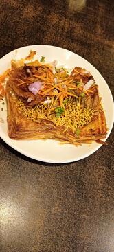 Dwarka, goodness of traditional veg food
