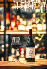 Cafe & Bar La Mano