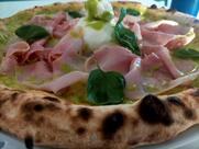 Giropizza Triku Beach