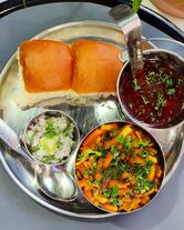 Shrimant cafe