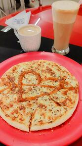Laziz Pizza