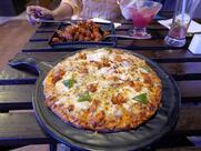 Mapple Leaf cafe & Restaurant