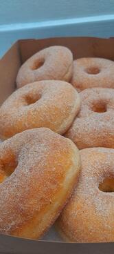 Charme e caramelo