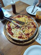 Pizzaria & Esfiharia Granada