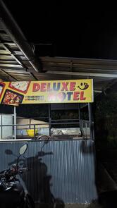 DELUXE HOTEL
