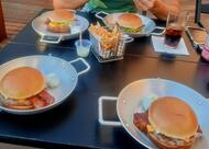 Toca do urso Hamburgueria