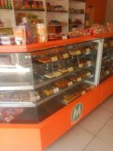Maruthi Bakery, Sweets & Restaurant: Non-Veg & Veg