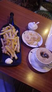 T & J SNACKS HUB