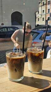 OM NOM NOM CAFÉ