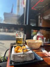 Happy Bar & Grill