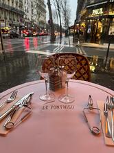 Le Ponthieu Café