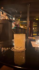 La Pompadour Cocktail Club
