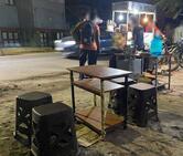 THE BURGER BAR