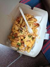 V Café – Burgers, Fries, Wraps & Combos