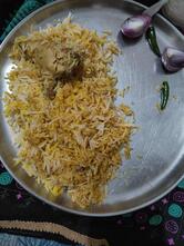 Hiyar Majhe Kolkata