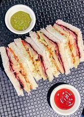 sandwizza Cafe