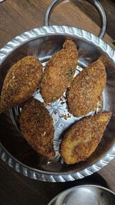 MFC Mahajan Food Corner