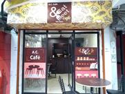 Eat & Meet Cafe